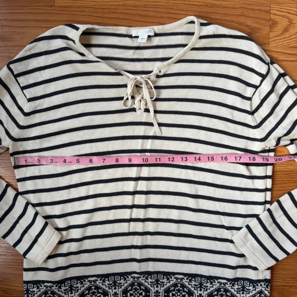 J. Jill Striped Lace Up Sweater Cream Navy Geometric Border Small Boho Indie EUC